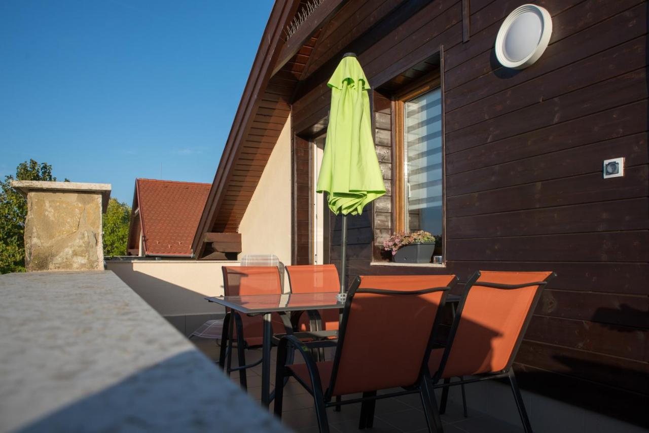 Eliza 1 Birdland Golf Apartman Bük Exterior foto